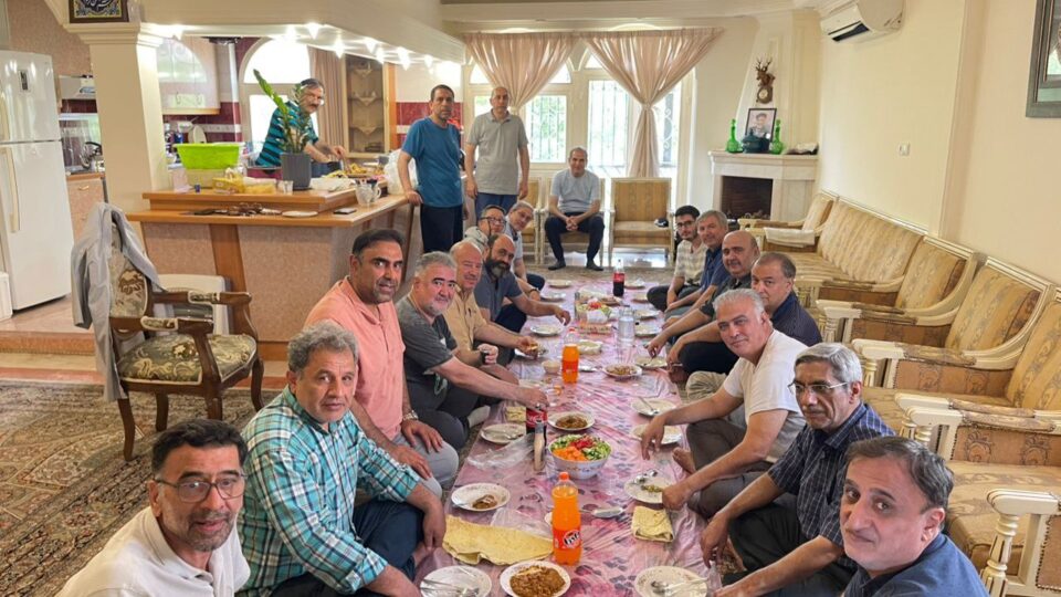 دورهمی دوره ۴ مفید یادگار