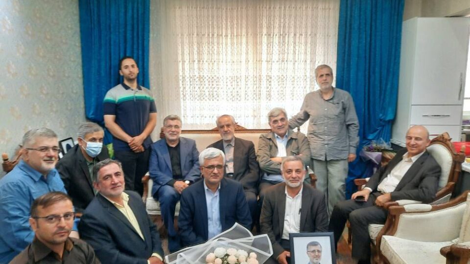 در منزل شهید محمد محمدی الموتی